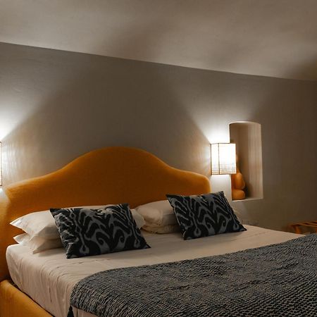 Lunaria Suites - Fyodor Dostoyevsky'S House Флоренция Екстериор снимка