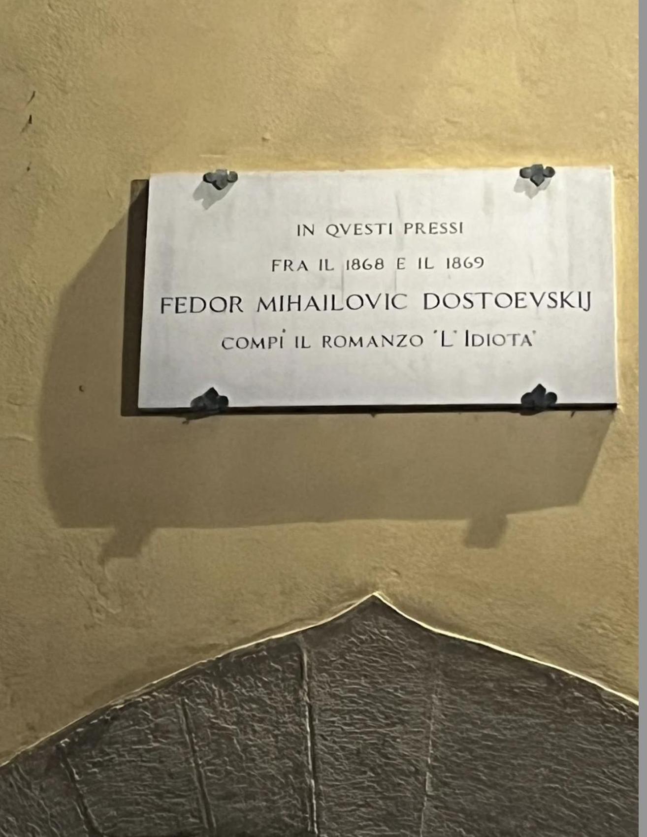 Lunaria Suites - Fyodor Dostoyevsky'S House Флоренция Екстериор снимка
