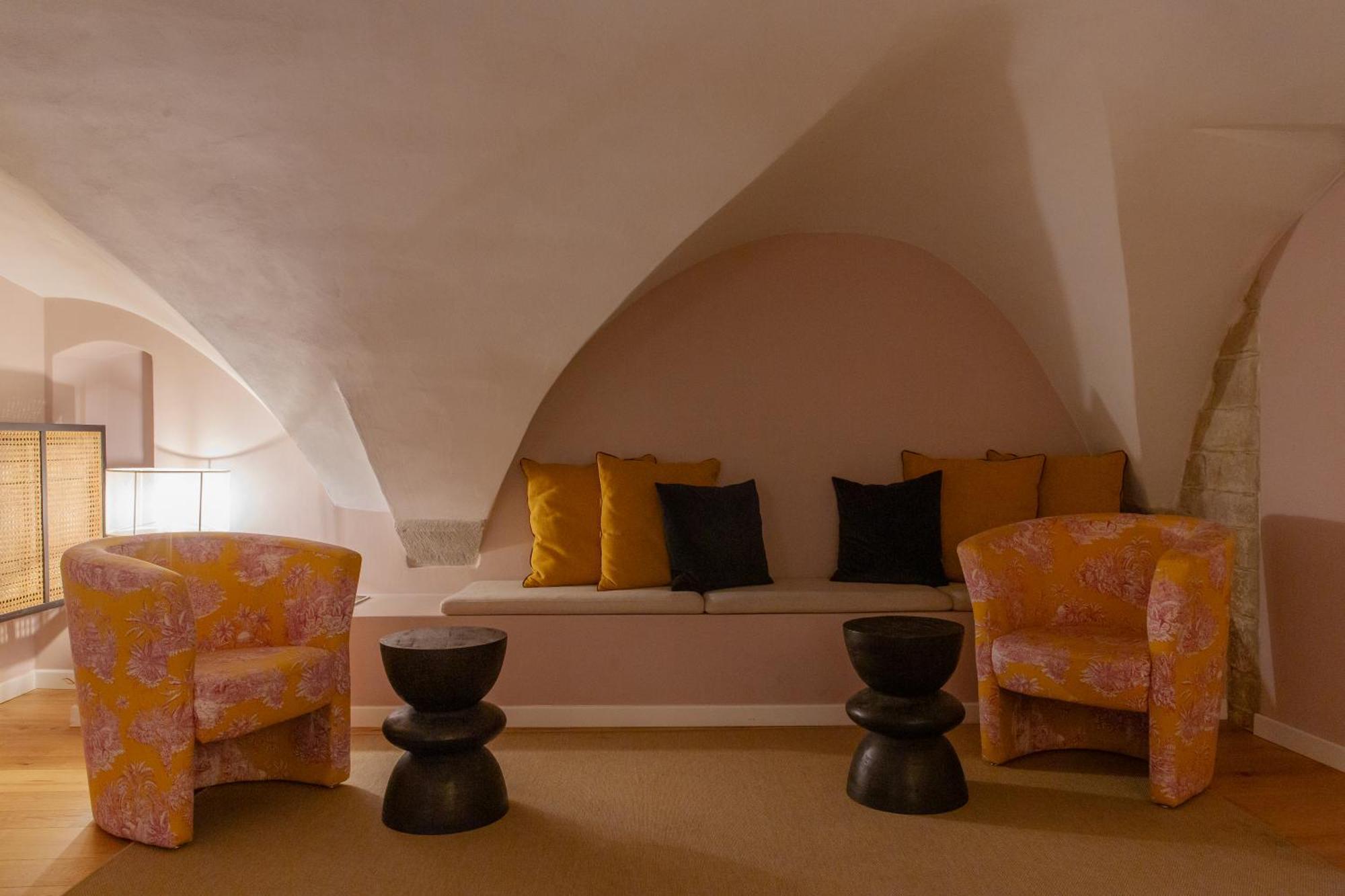 Lunaria Suites - Fyodor Dostoyevsky'S House Флоренция Екстериор снимка